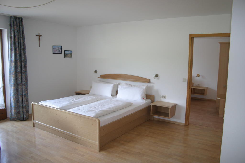 Gaestehaus Elisabeth Швангау Стая снимка